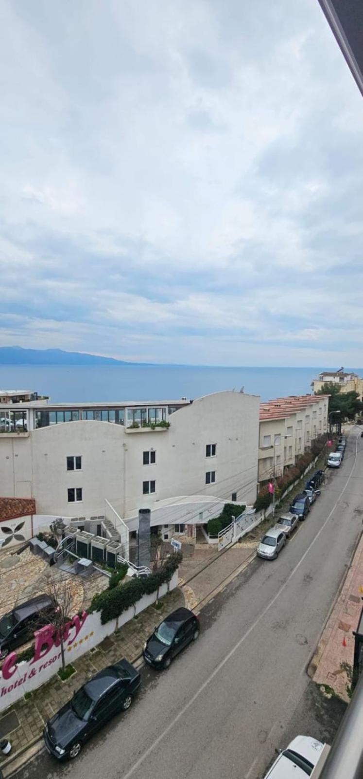 Hotel Edina Apartments By Hp Sarandë Eksteriør bilde